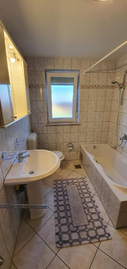 Apartmani Krajnovic Fažana Exteriér fotografie