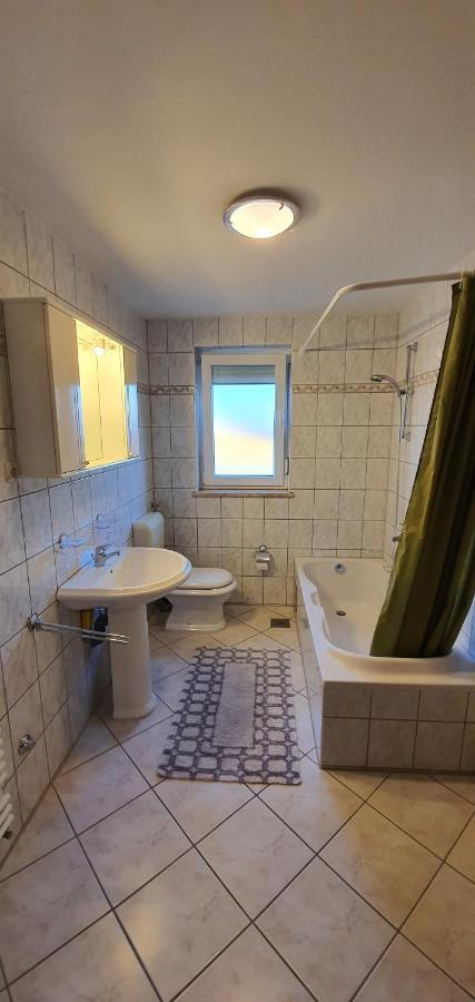 Apartmani Krajnovic Fažana Exteriér fotografie